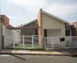 Localização: SÃO PEDRO - JARDIM ITÁLIA <br />
Dormitórios: 2 (Suítes: 1) <br />
Banheiros: 2<br />
Sala: 2 (ESTAR E JANTAR)<br />
Cozinha: 1<br />
Edicula: ÁREA C/ PIA E CHURRASQUEIRA<br />
Piscina: 1 (VINIL)